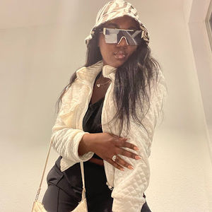 Meet your Posher, Kayla